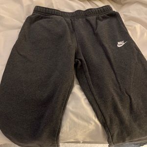 dark grey nike sweatpants